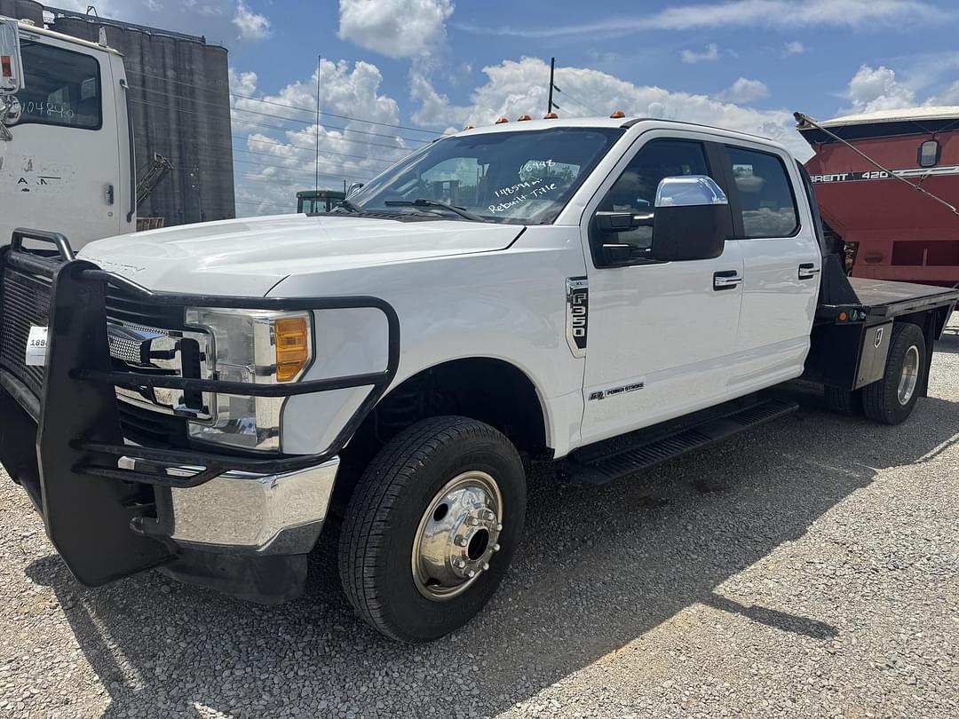 Image of Ford F-350 Primary image