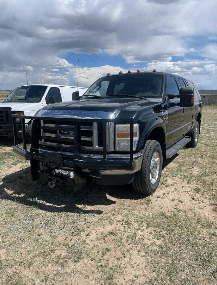 Image of Ford F-350 Primary image