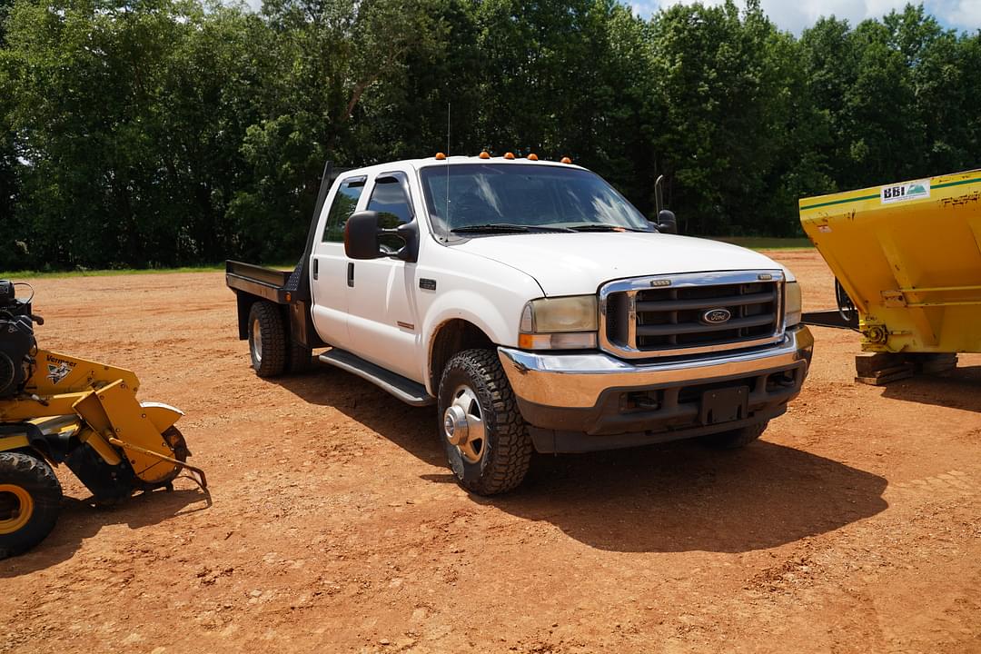 Image of Ford F-350 Primary image