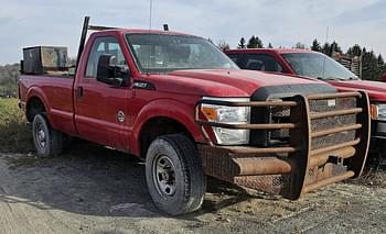 Ford F-350 Equipment Image0