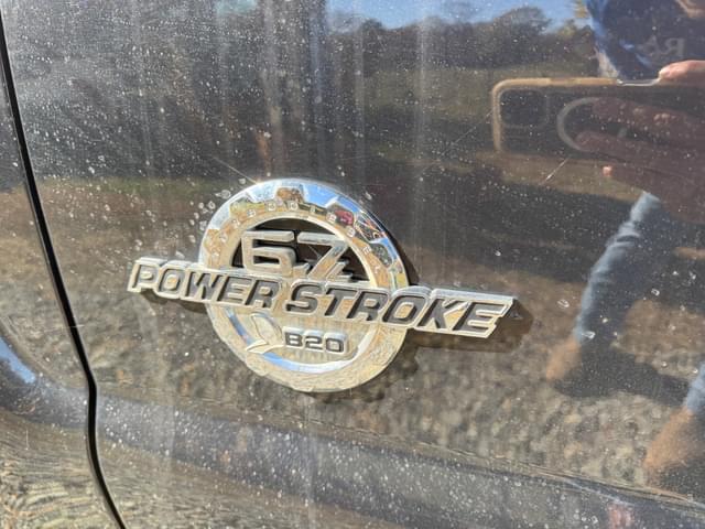 Image of Ford F-350 equipment image 1