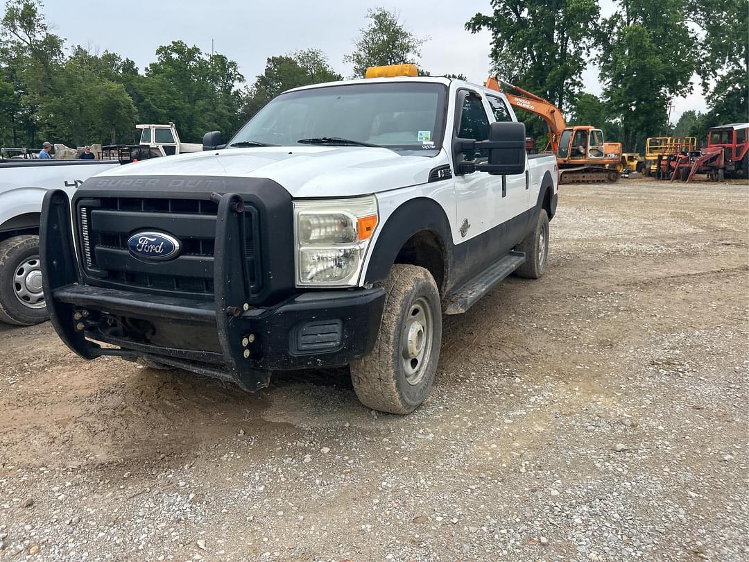 Image of Ford F-350 Primary image