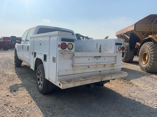 Image of Ford F-350 equipment image 1