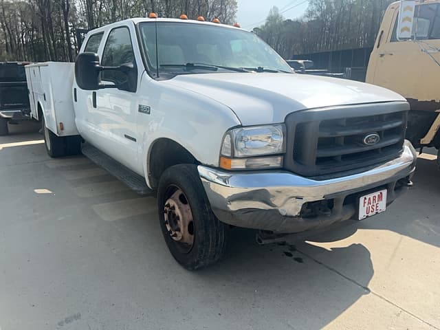 Image of Ford F-550 equipment image 1