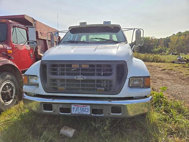 Image of Ford F-650 equipment image 1