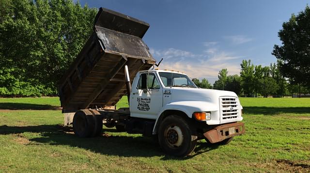 Image of Ford F-SERIES equipment image 2