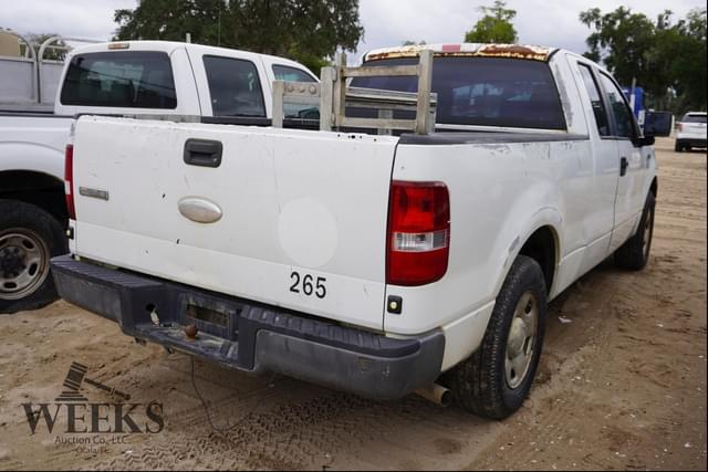 Image of Ford F-150 equipment image 2