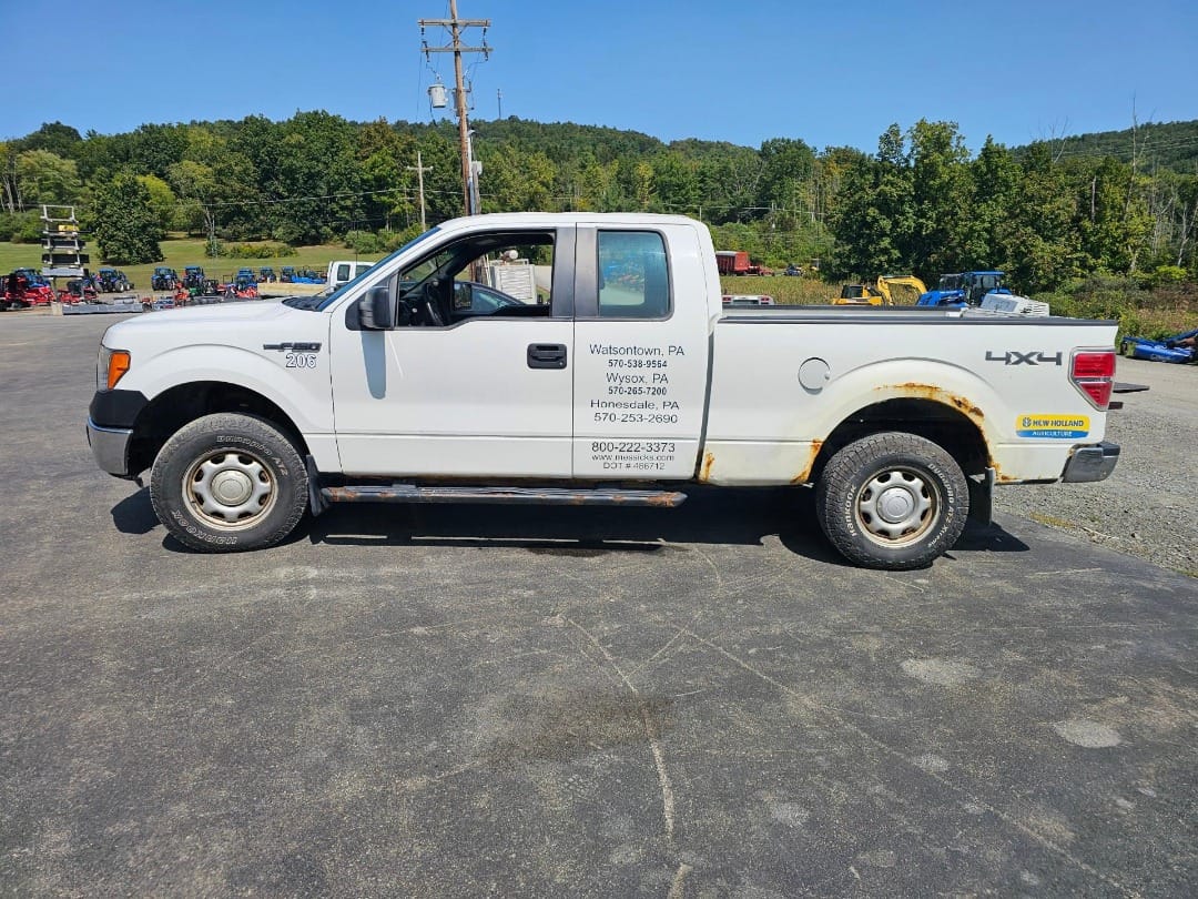 Ford F-150 Equipment Image0