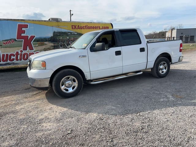 Image of Ford F-150 equipment image 2
