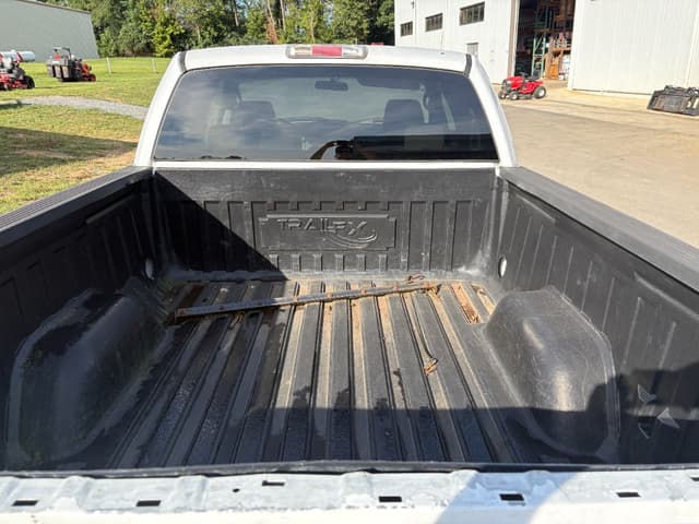 Image of Ford F-150 equipment image 4