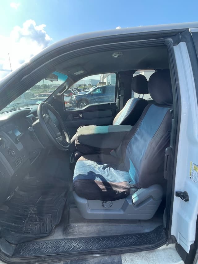 Image of Ford F-150 equipment image 4