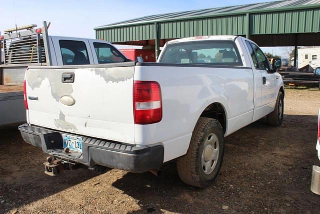 Image of Ford F-150 equipment image 2