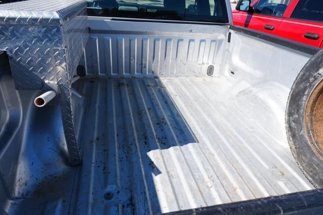 Image of Ford F-150 equipment image 3