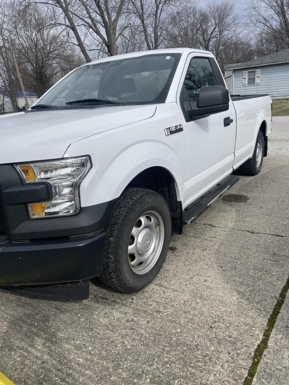 Image of Ford F-150 equipment image 1