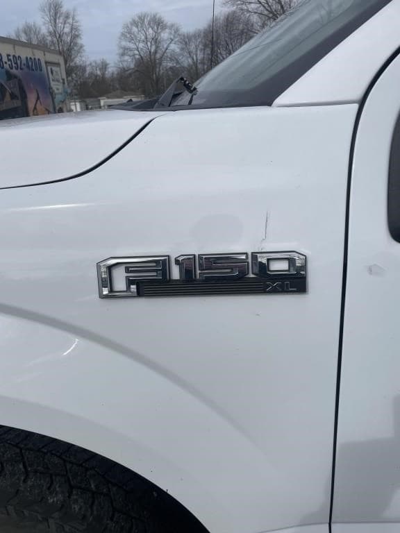 Image of Ford F-150 equipment image 2