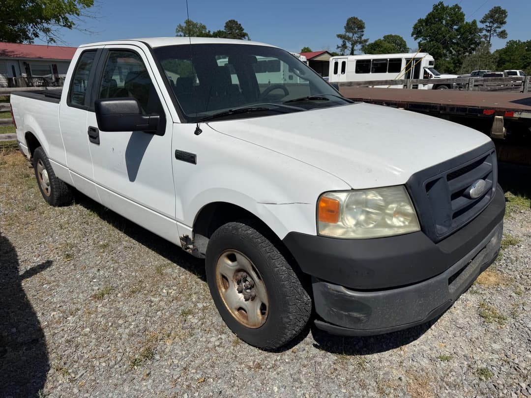 Image of Ford F-150 Primary image