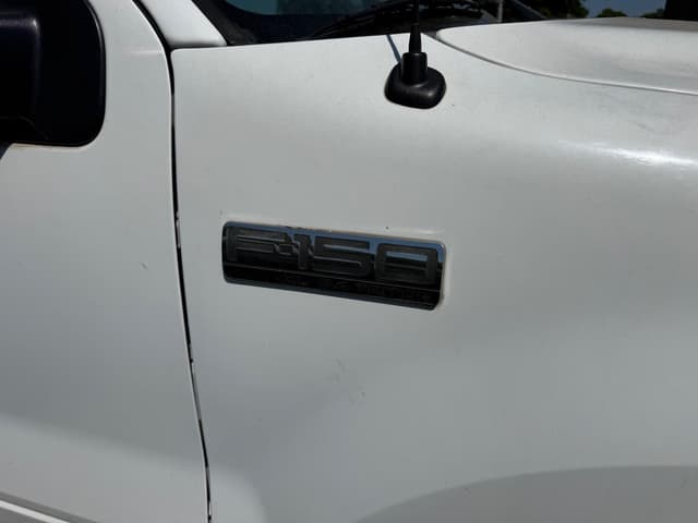 Image of Ford F-150 equipment image 3