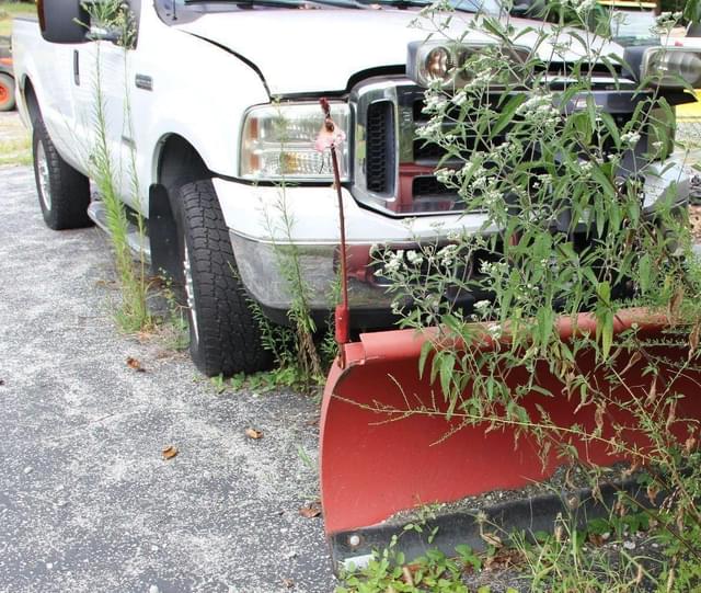 Image of Ford F-250 equipment image 1
