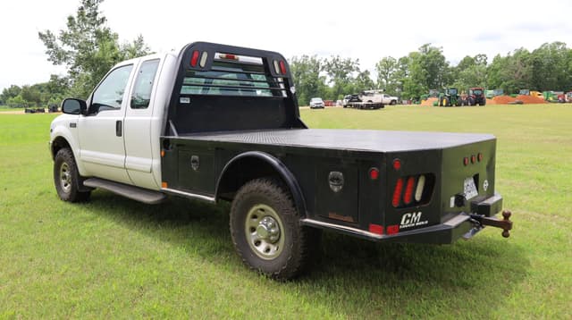 Image of Ford F-250 equipment image 4