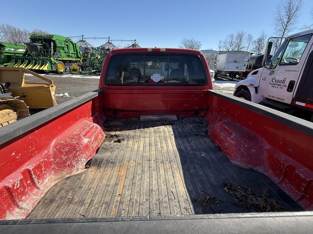 Image of Ford F-250 equipment image 4