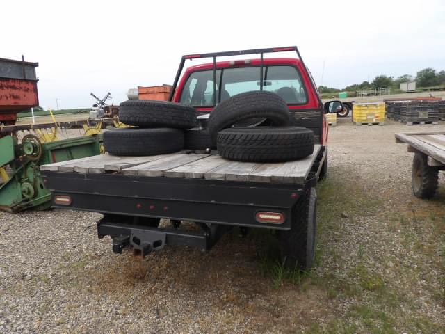 Image of Ford F-250 equipment image 3
