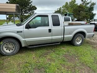 Ford F-250 Equipment Image0