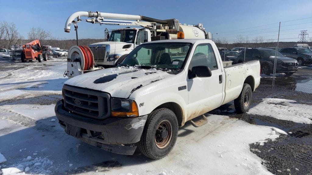 Ford F-250 Equipment Image0