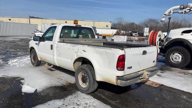 Image of Ford F-250 equipment image 1