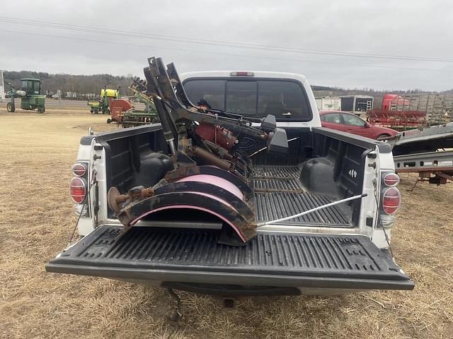 Image of Ford F-250 equipment image 4