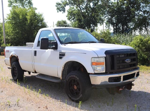 Image of Ford F-250 equipment image 3