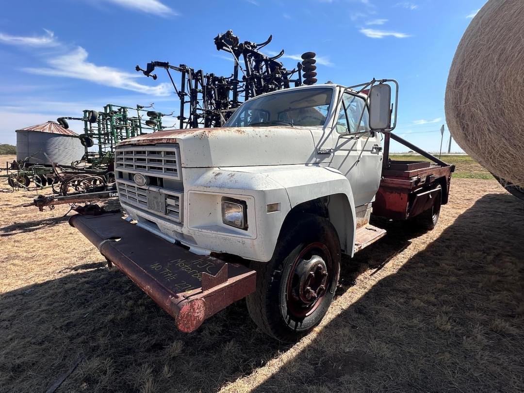 Image of Ford F-250 Primary image