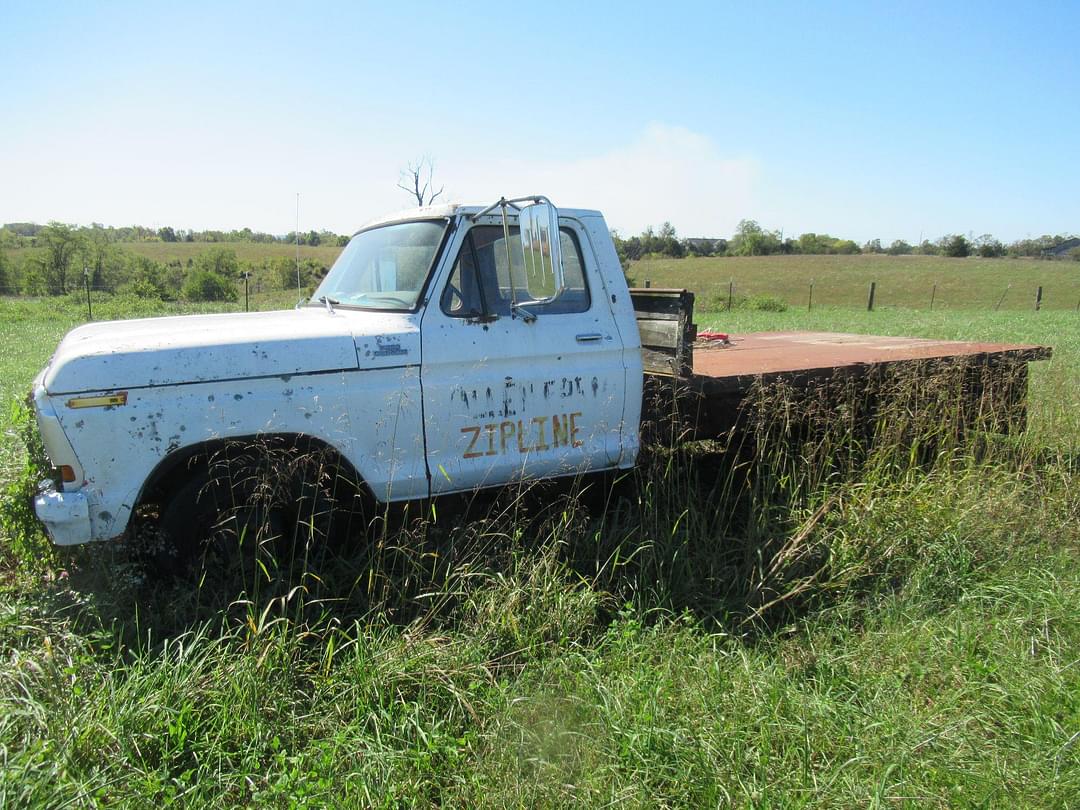 Image of Ford F-350 Image 0