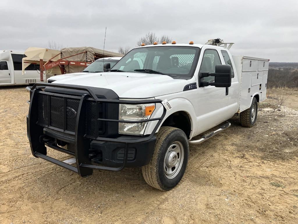 Image of Ford F-350 Primary image