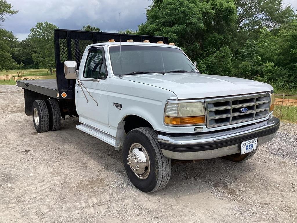 Image of Ford F-350 Primary image