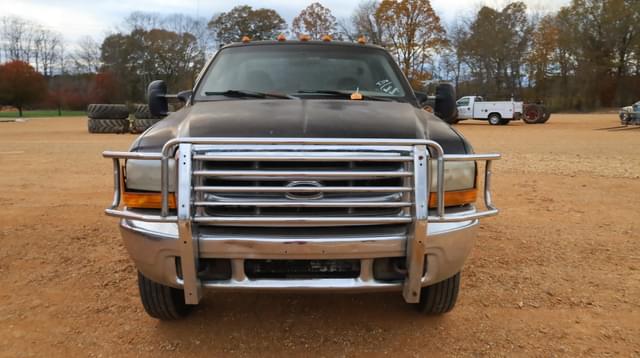 Image of Ford F-450 equipment image 1