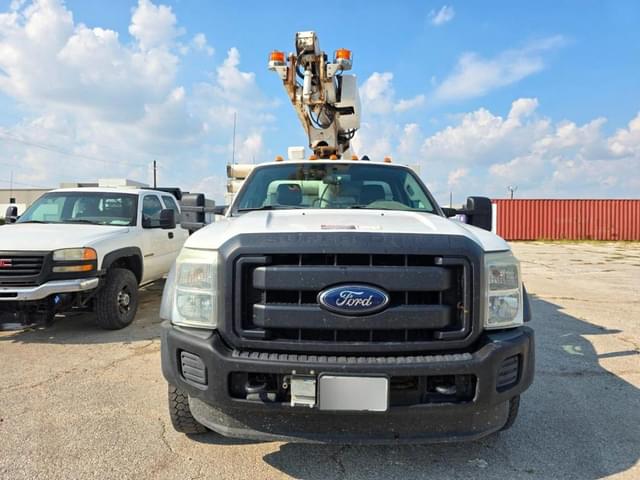 Image of Ford F-450 equipment image 1