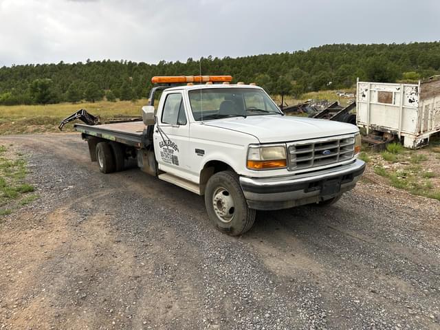 Image of Ford F-450 equipment image 1