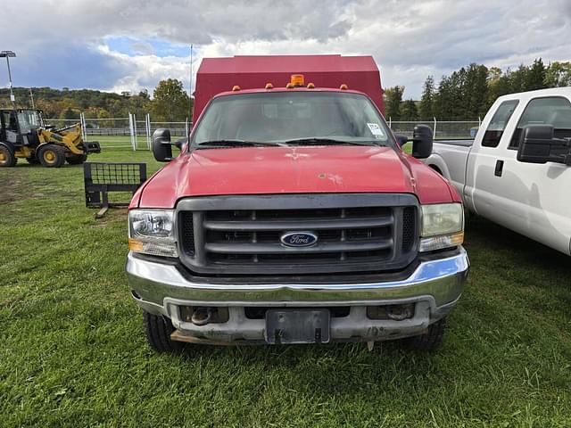 Image of Ford F-450 equipment image 1