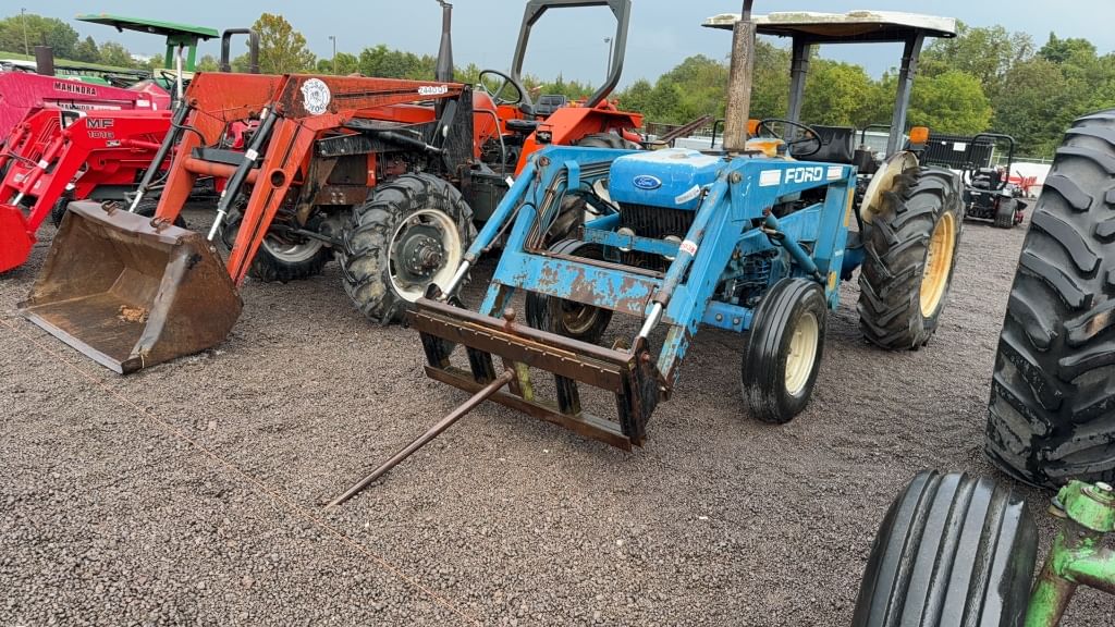 Ford 4630 Equipment Image0