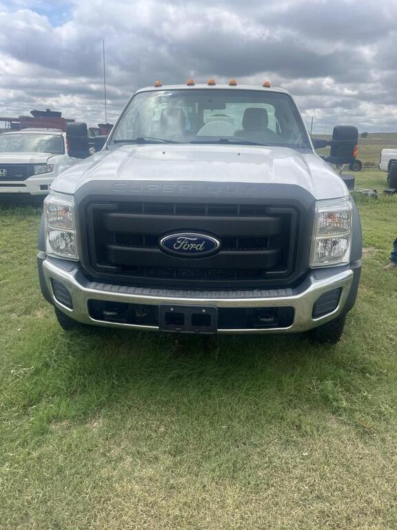 Image of Ford F-550 equipment image 1