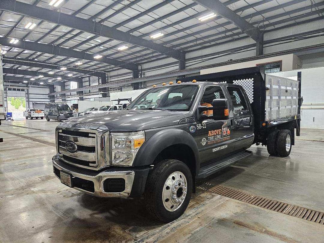 Image of Ford F-550 Primary Image