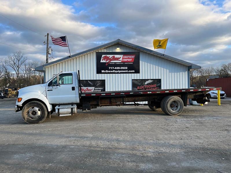 Image of Ford F-650 Primary image