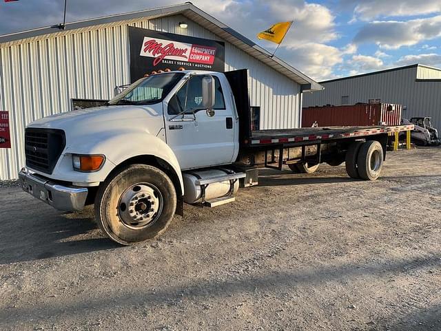 Image of Ford F-650 equipment image 1