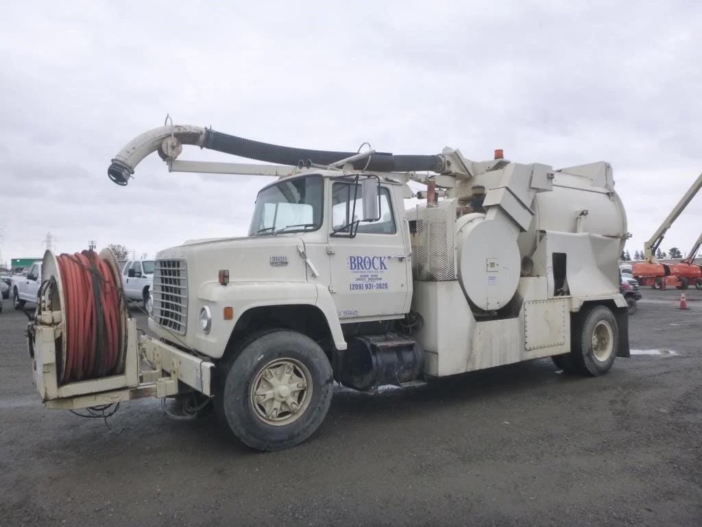 Main image Ford F-8000