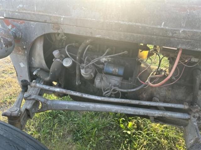 Image of Ford 9N equipment image 3