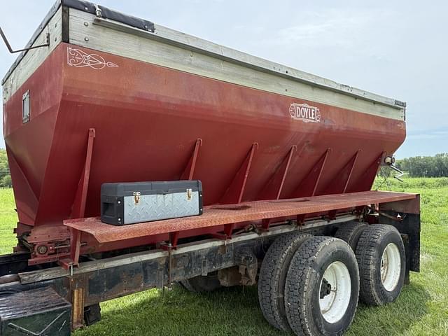 Image of Ford Aeromax L9000 equipment image 4