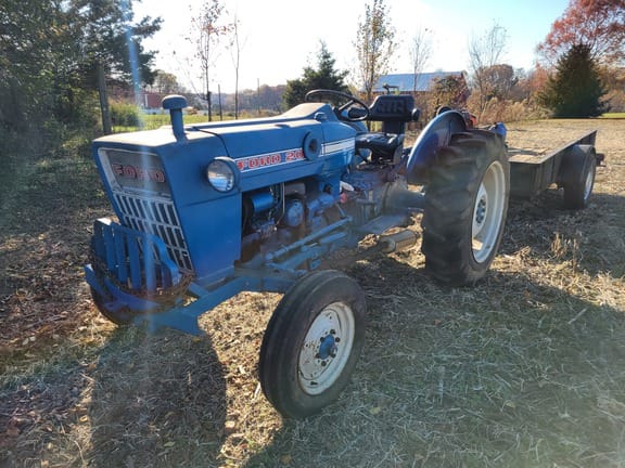 Main image Ford 2000