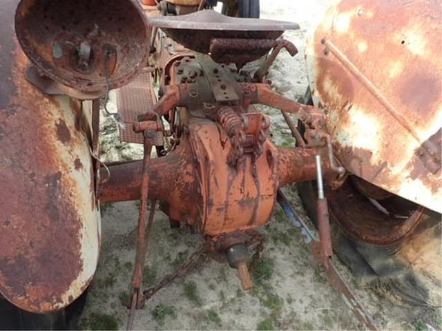 Image of Ford Golden Jubilee equipment image 4