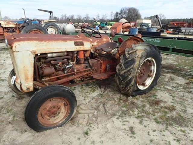 Image of Ford Golden Jubilee equipment image 1