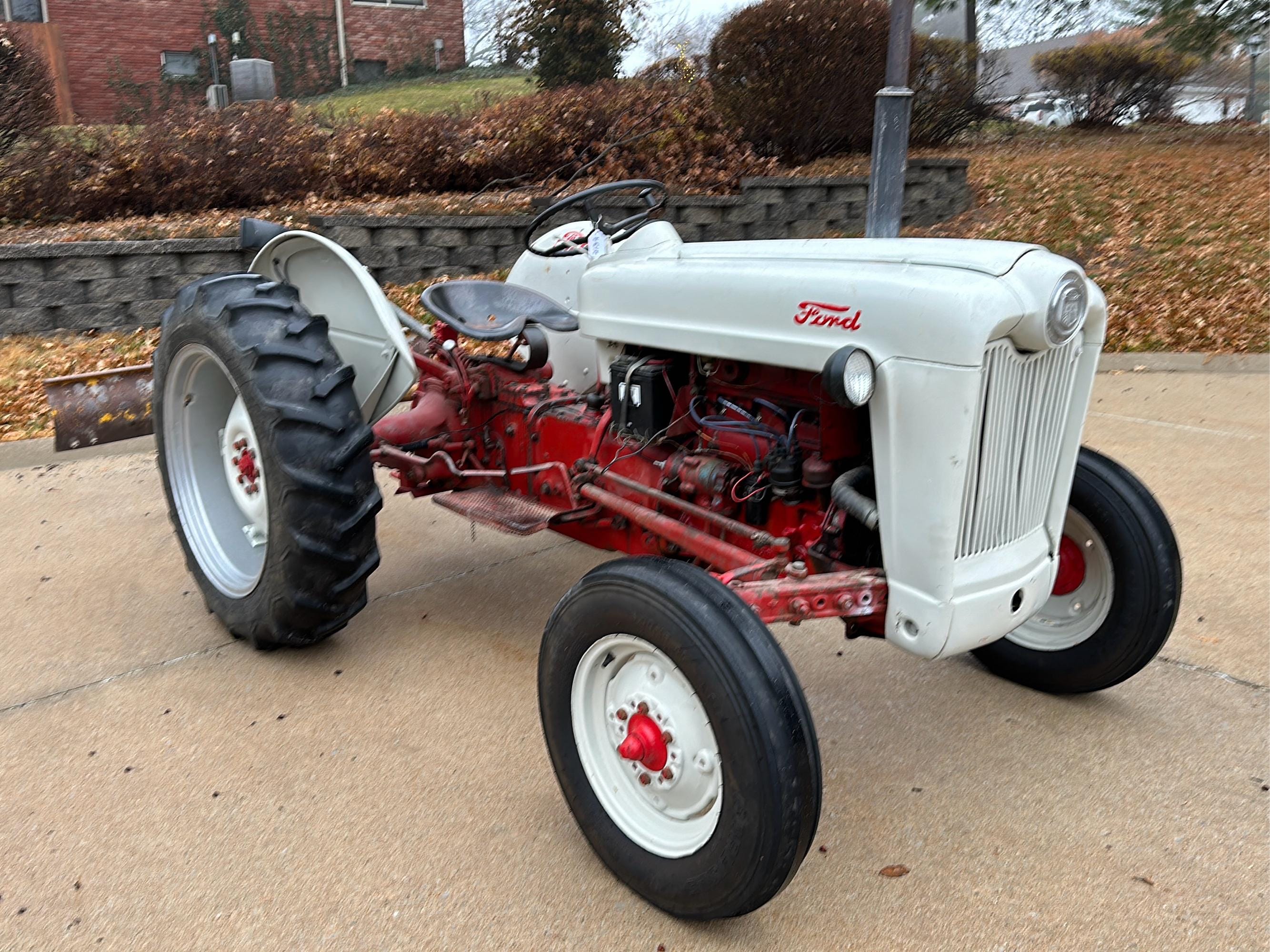 Main image Ford Golden Jubilee NAA